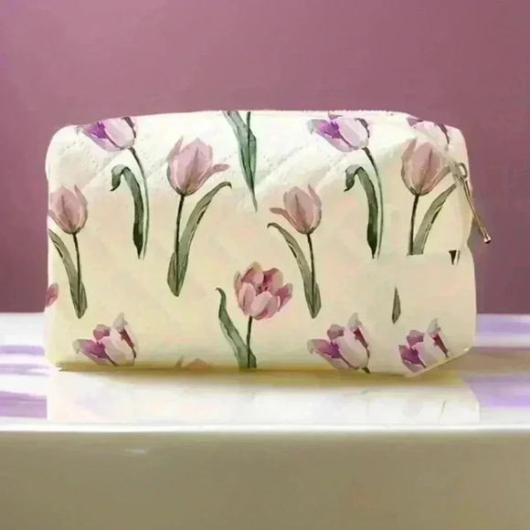 Floral Tulip Print Quilted Makeup Pouch - Picture 1 of 8